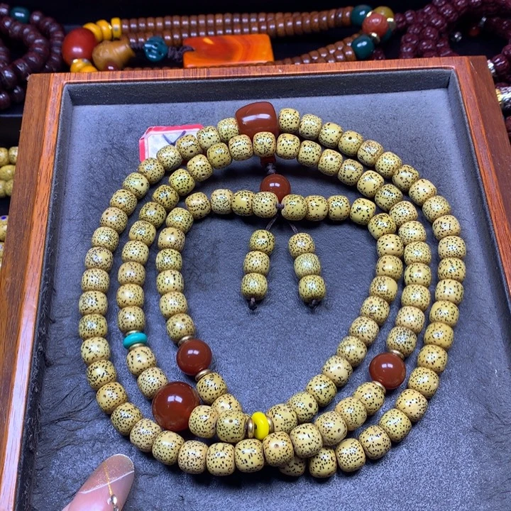 星月菩提吊坠菩提