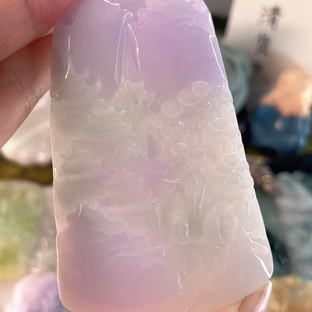 翡翠未镶嵌颈饰山水牌