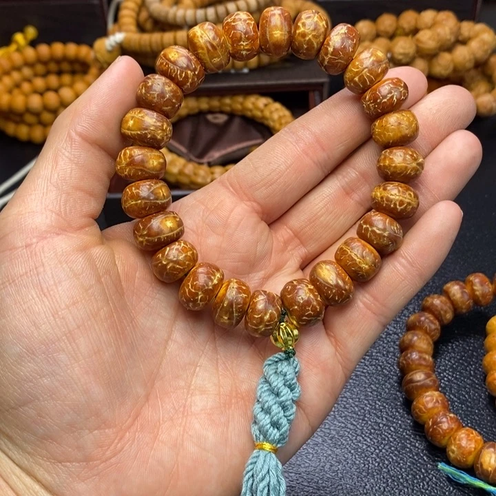 猴头核桃手串猴头