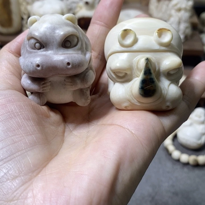 萝***莉猛犸牙犀牛 鹿角河马