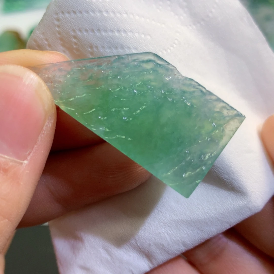 【闪购商品】翡翠吊坠(不含链)未镶嵌