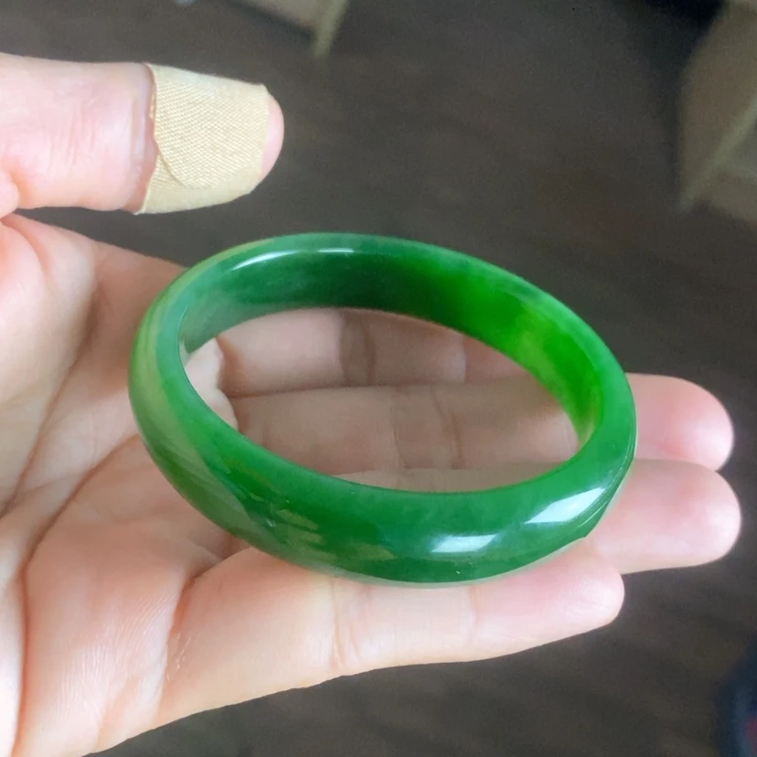 【闪购商品】未镶嵌手镯和田玉（碧玉）