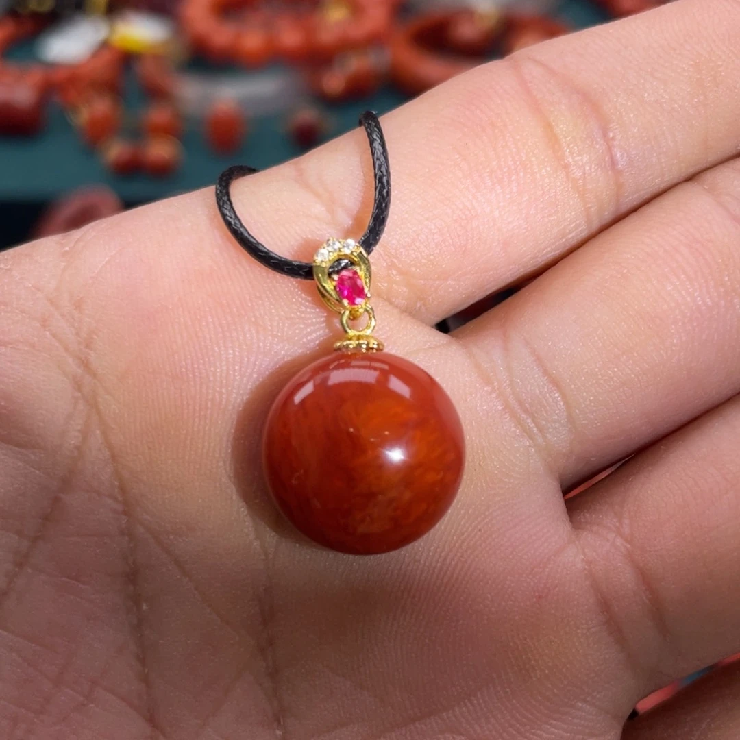 南红玛瑙川料满肉火焰纹镶嵌南红吊坠银S925镶嵌