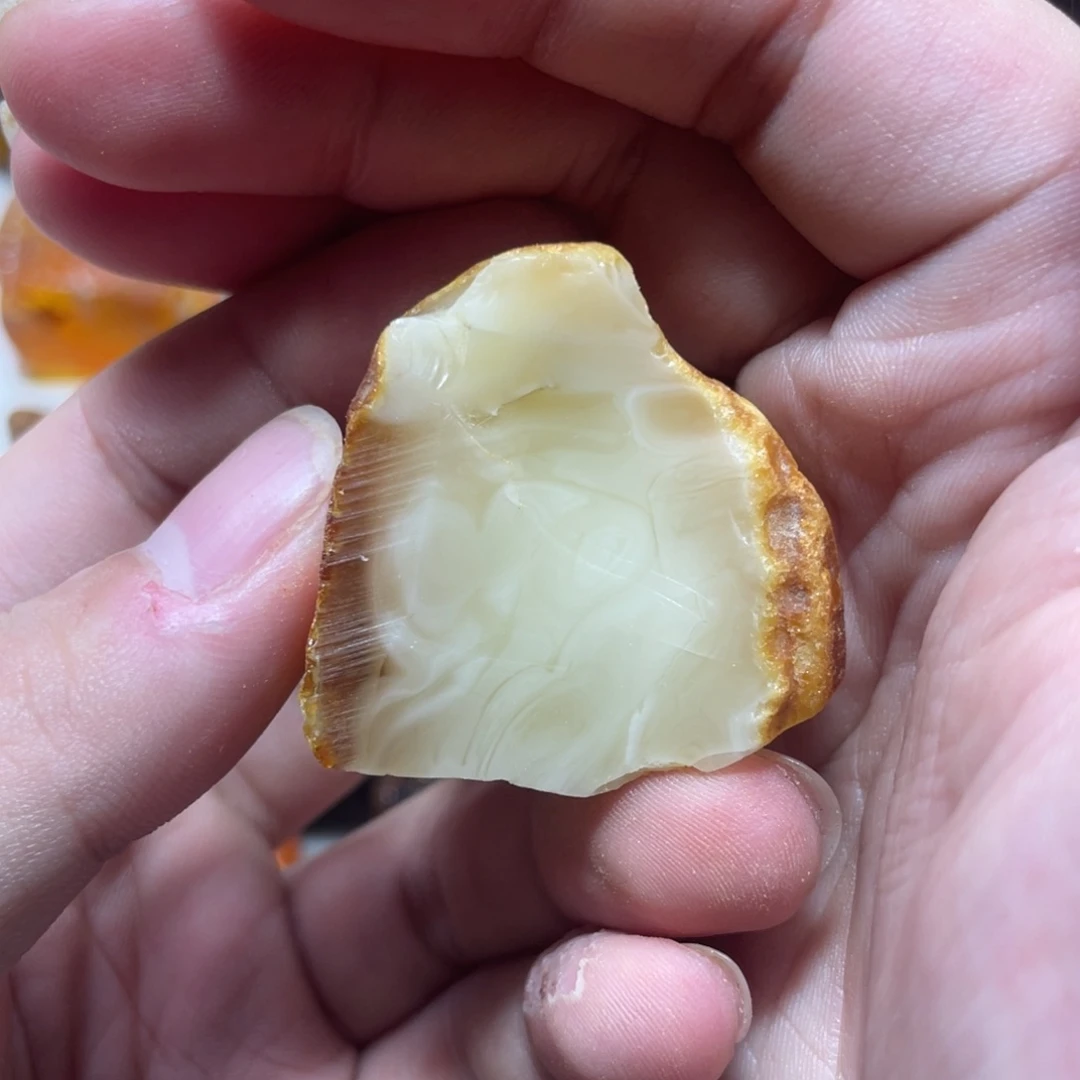 定制琥珀天然原矿