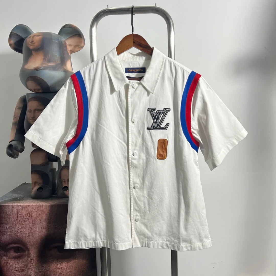99新 LouisVuitton/路易威登 99新 Lv nba短袖外套 尺码：M