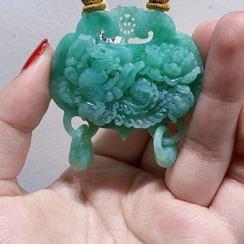 【闪购商品】颈饰未镶嵌翡翠