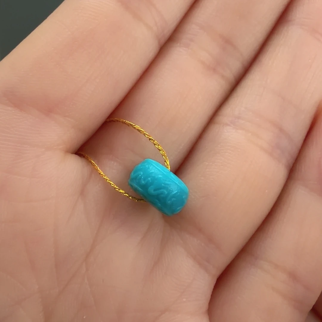 绿松石未镶嵌颈饰