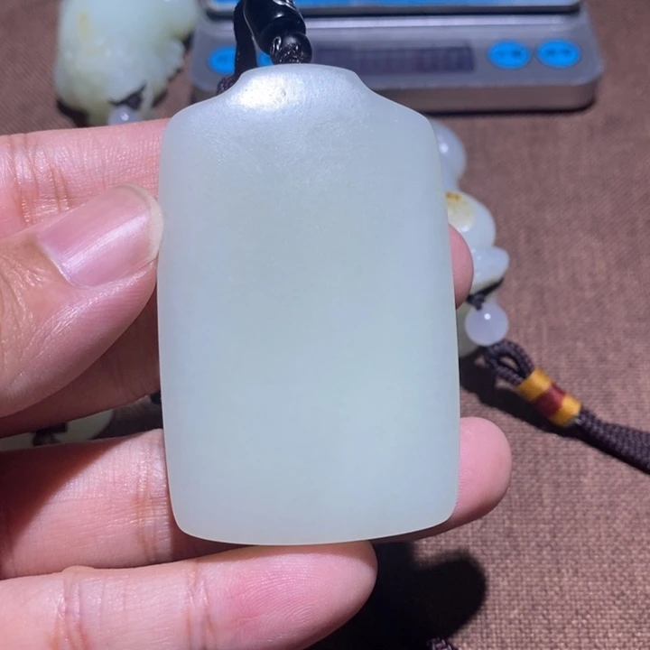 颈饰未镶嵌和田玉茶*斋