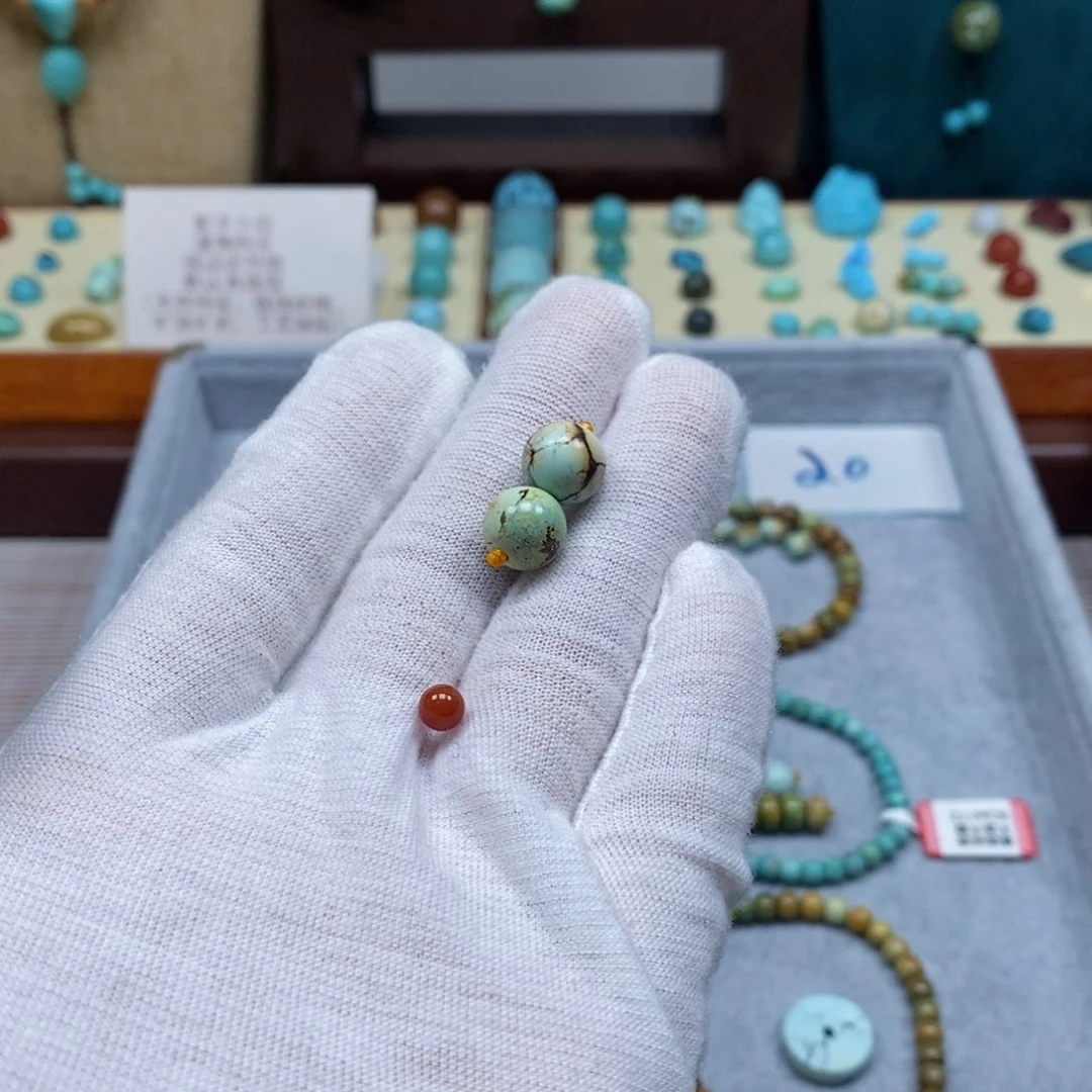 未镶嵌配饰南红玛瑙