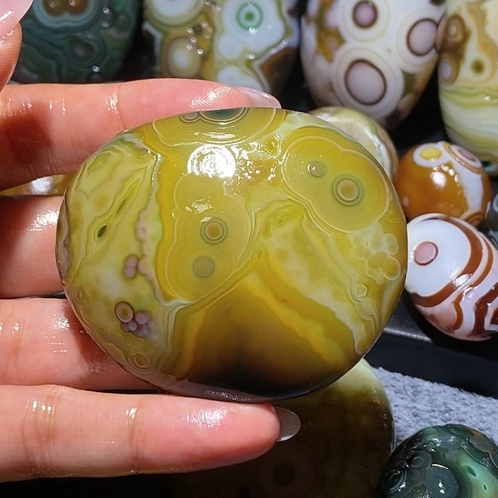 玛瑙/玉髓未镶嵌珠宝奇石69