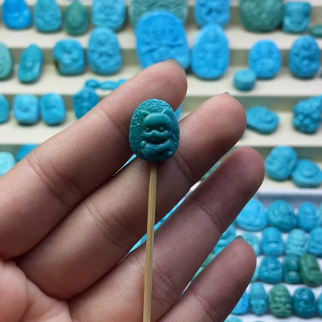 A***y绿松石未镶嵌颈饰