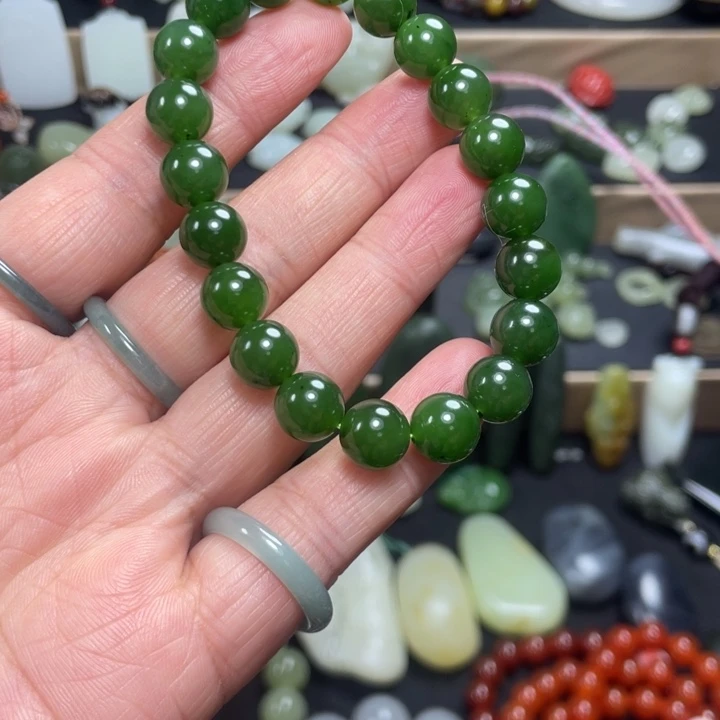 和田玉（碧玉）未镶嵌手链