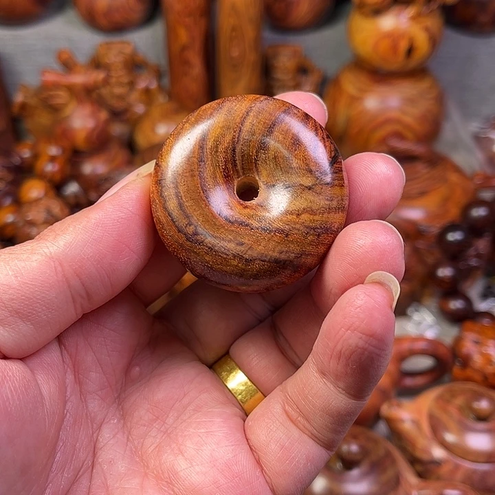 黄花梨/降香黄檀海南黄花梨油梨工艺品