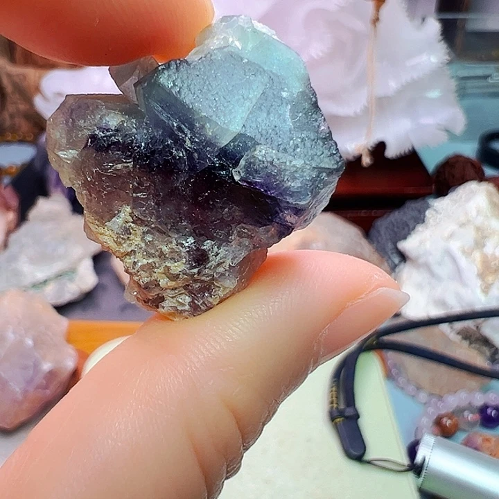 未镶嵌珠宝半成品水晶半**态