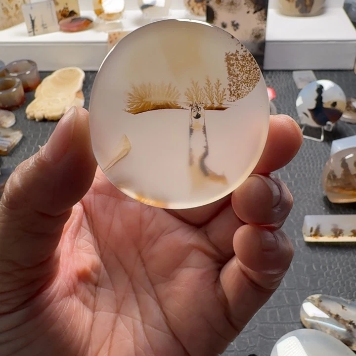 玛瑙/玉髓未镶嵌珠宝奇石