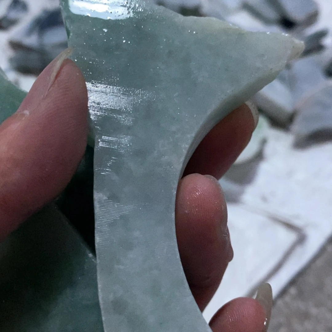 翡翠挂件未镶嵌江*毛