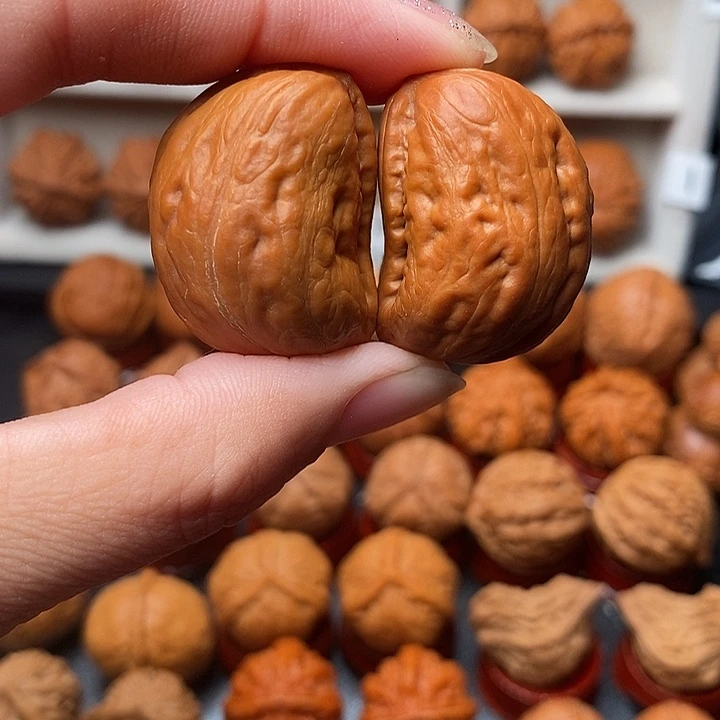 文玩核桃吊坠半臂