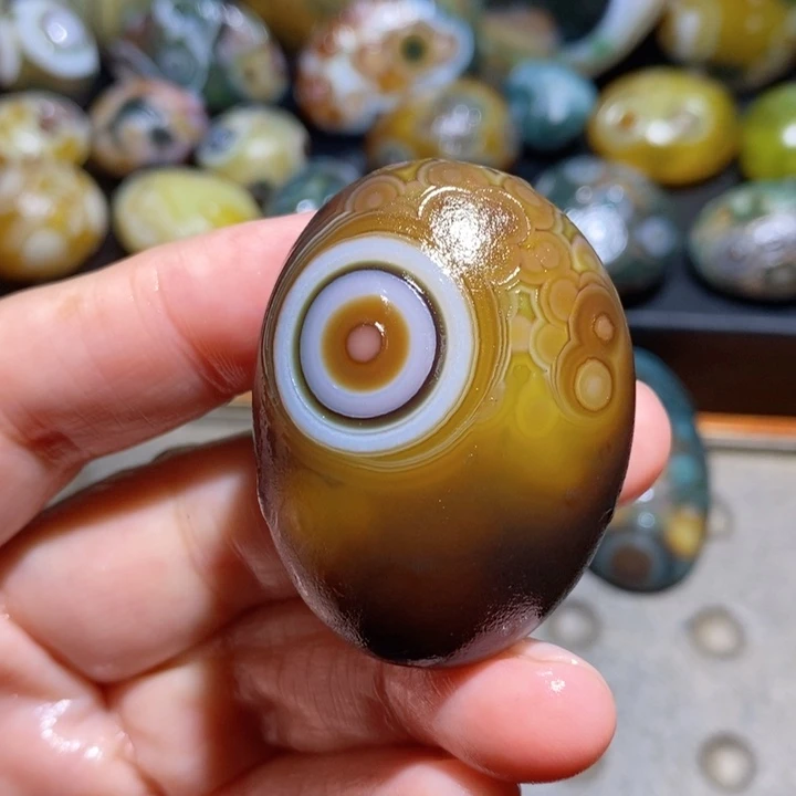 未镶嵌玛瑙/玉髓珠宝半成品96