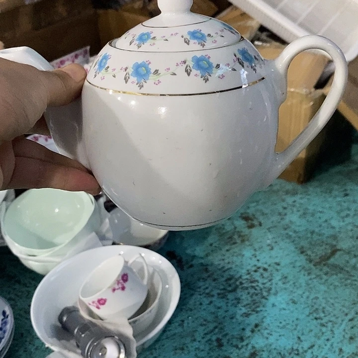摆件小蓝花描金大肚壶