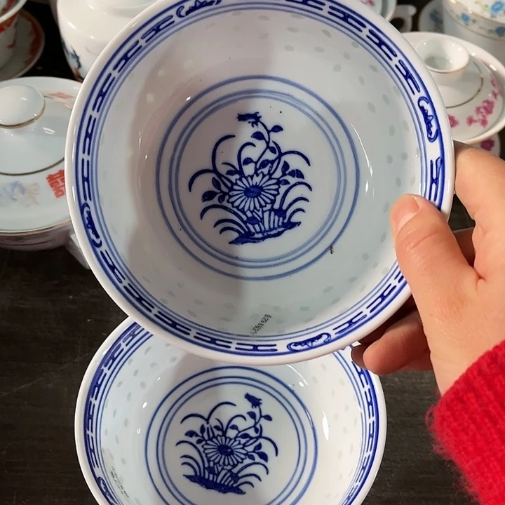 瓷片直径13.5厘米，发2个