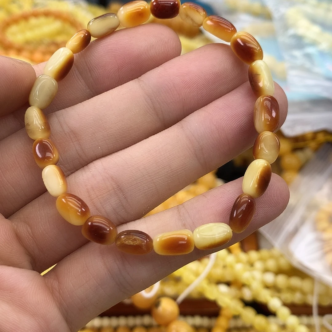 芥***末蜜蜡未镶嵌珠宝奇石