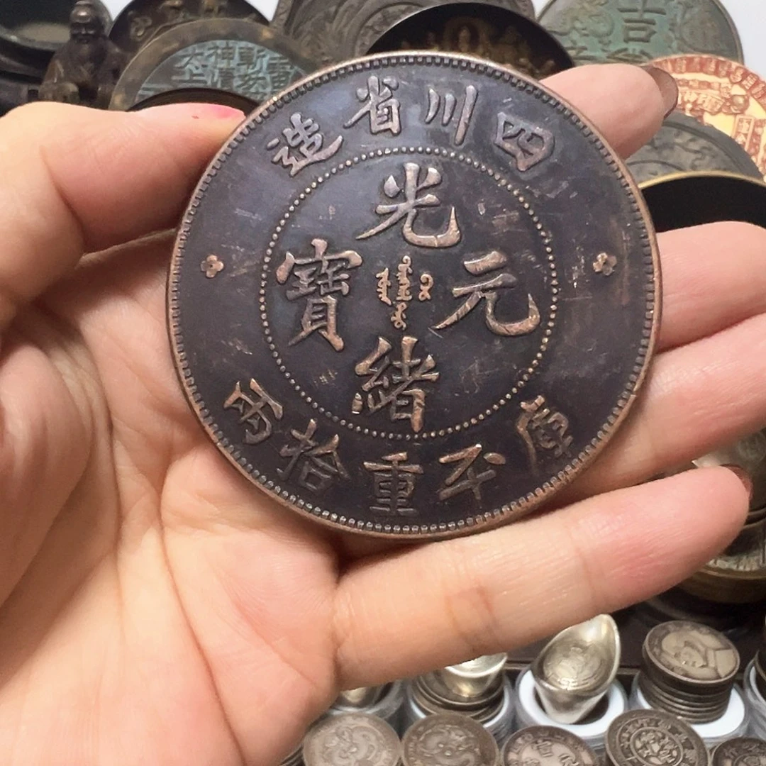 金属复古风格摆件