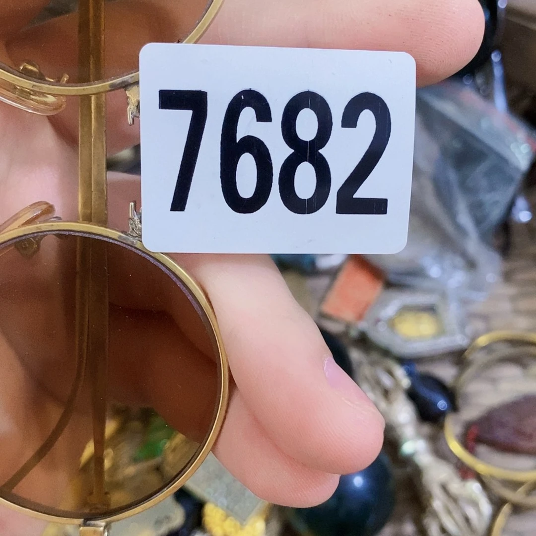 H****光明的未来是一个人的7682