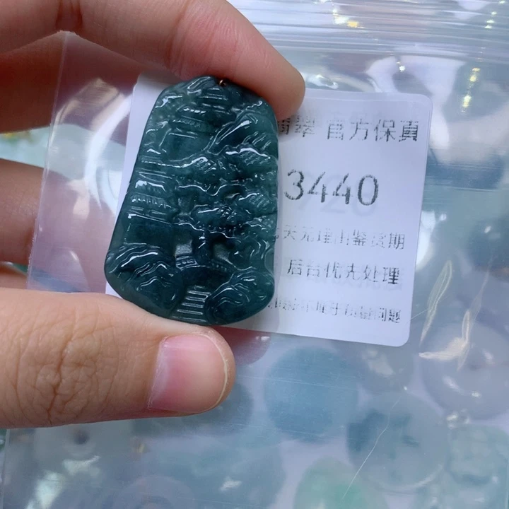 颈饰未镶嵌翡翠翡翠