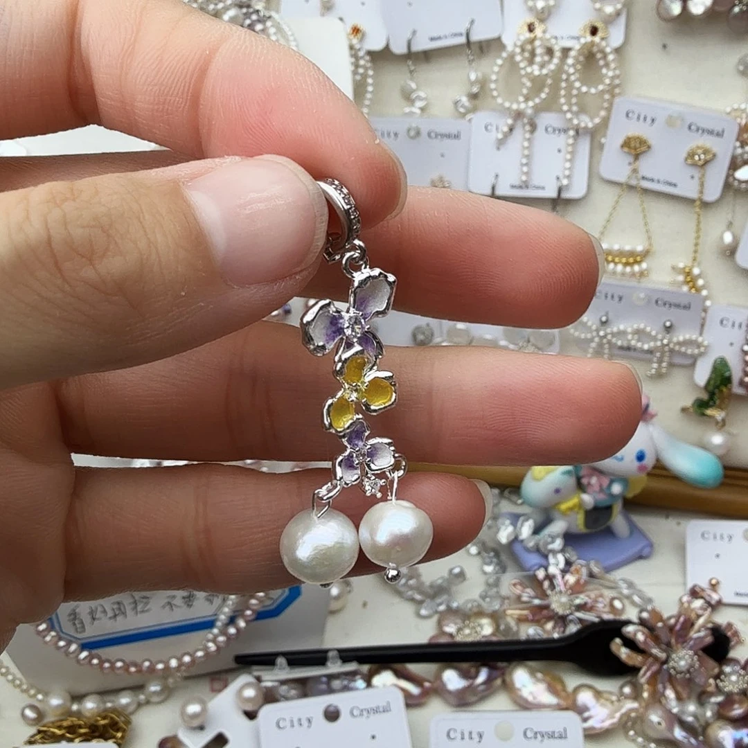 颈饰未镶嵌淡水珍珠