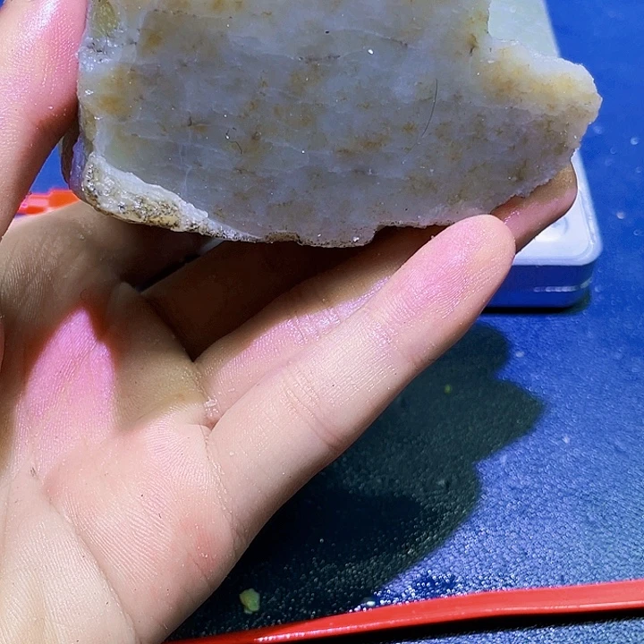 未镶嵌和田玉（糖玉）珠宝半成品