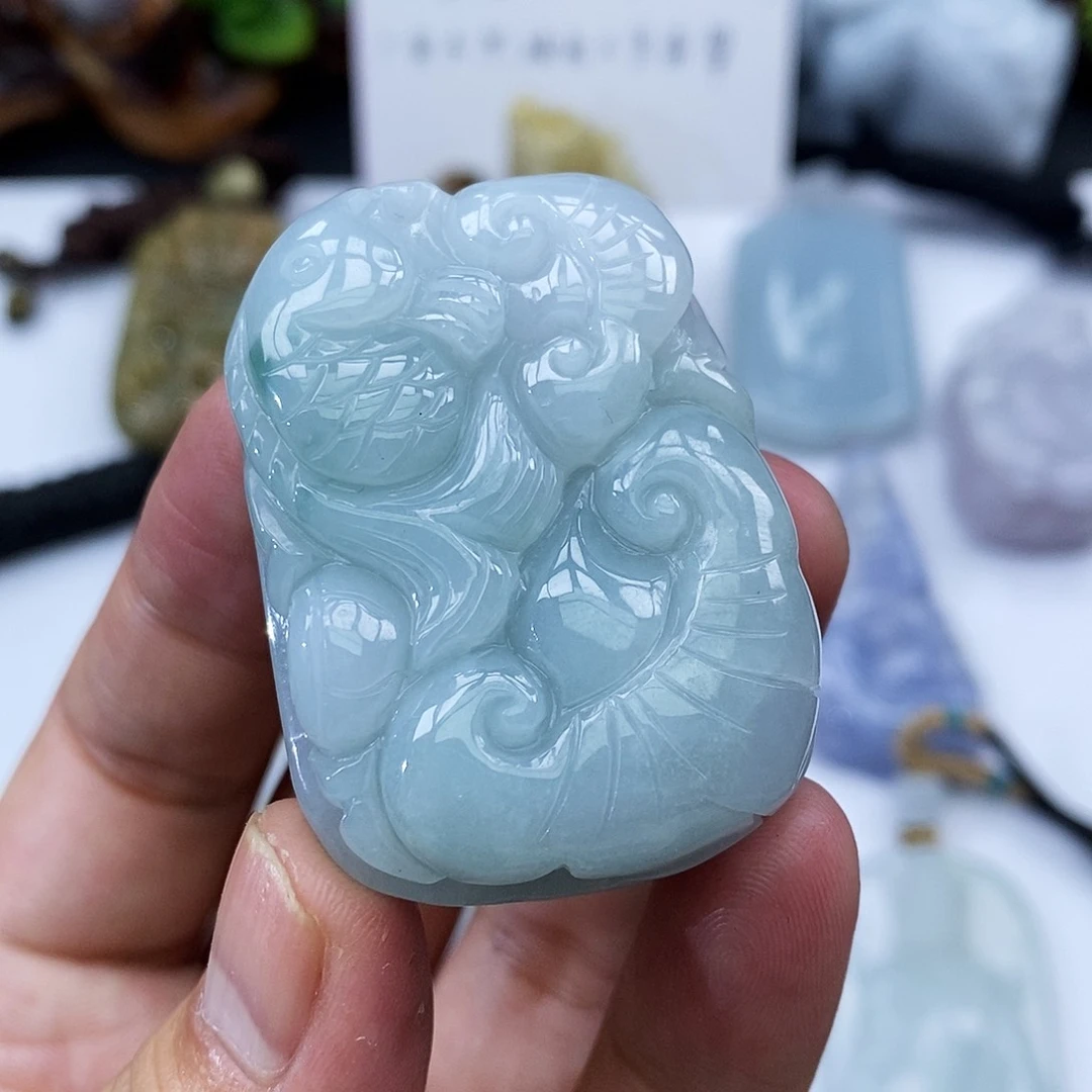 颈饰未镶嵌翡翠吊坠