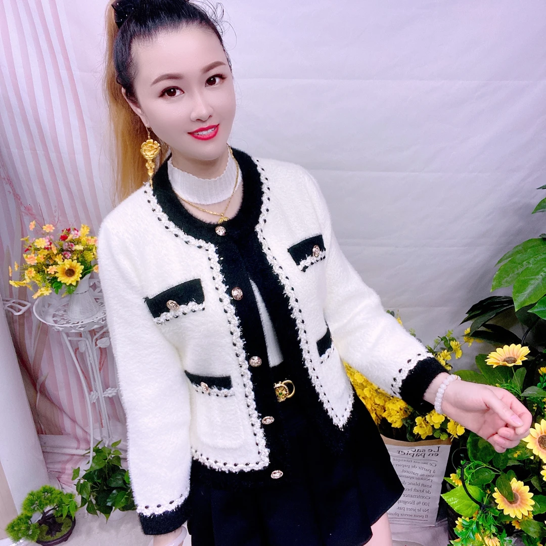 秋季长袖女装上衣常规款短外套宽松型气质小香风