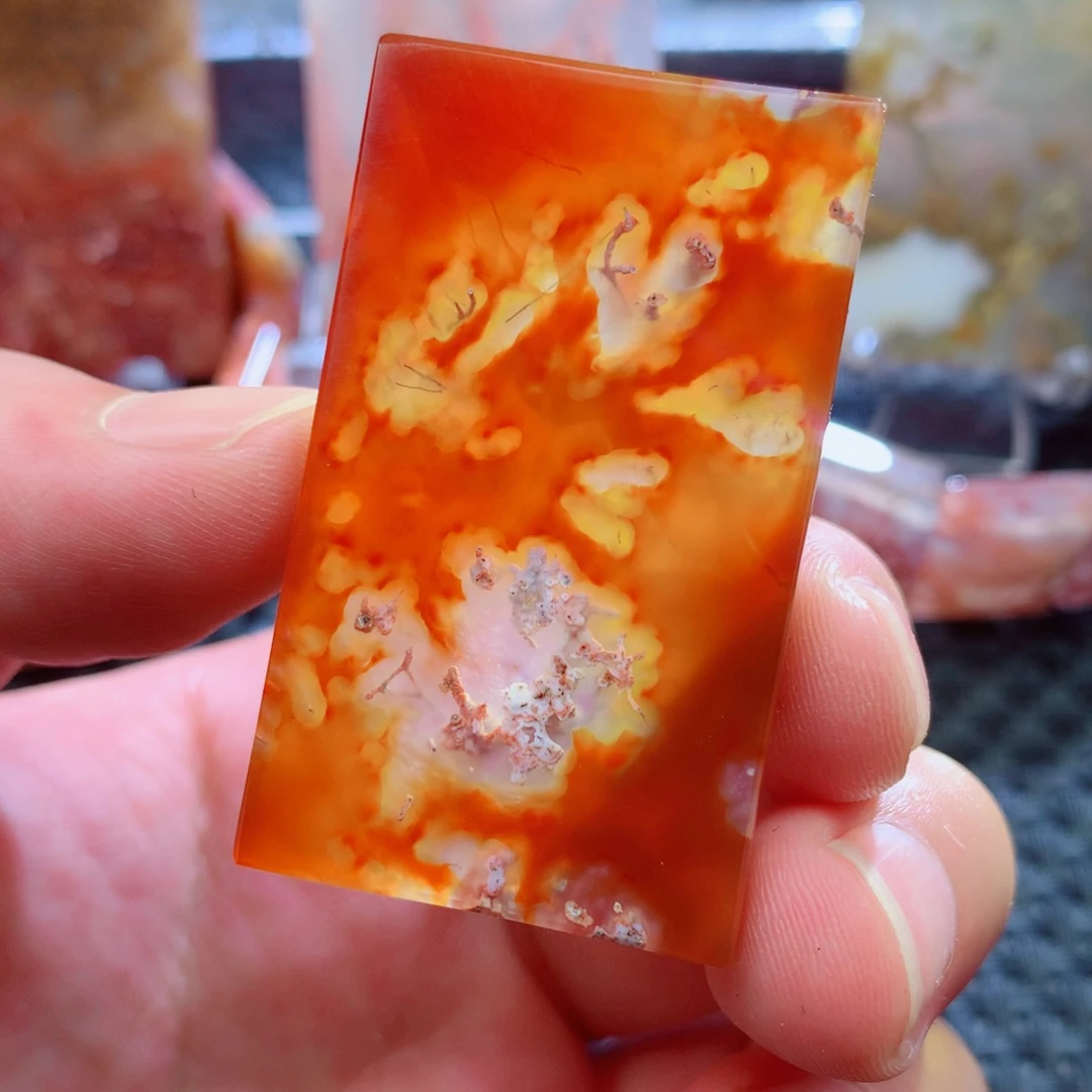 玛瑙/玉髓颈饰未镶嵌羽*