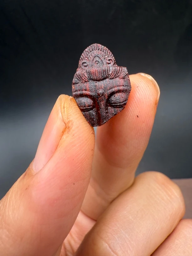 【新款】【雕刻】小叶降真香 残佛1.8cm雕刻