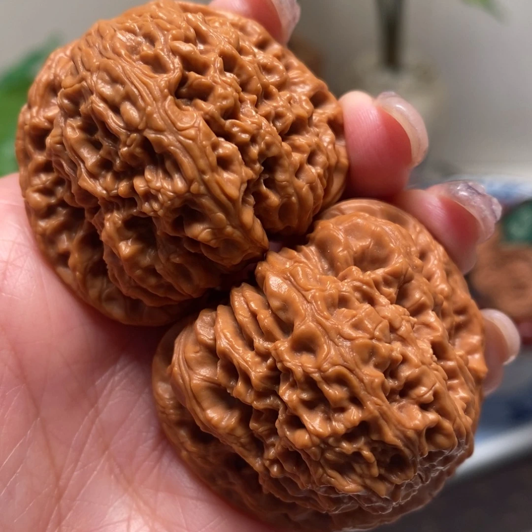 文玩核桃把件43尺寸全品南江石