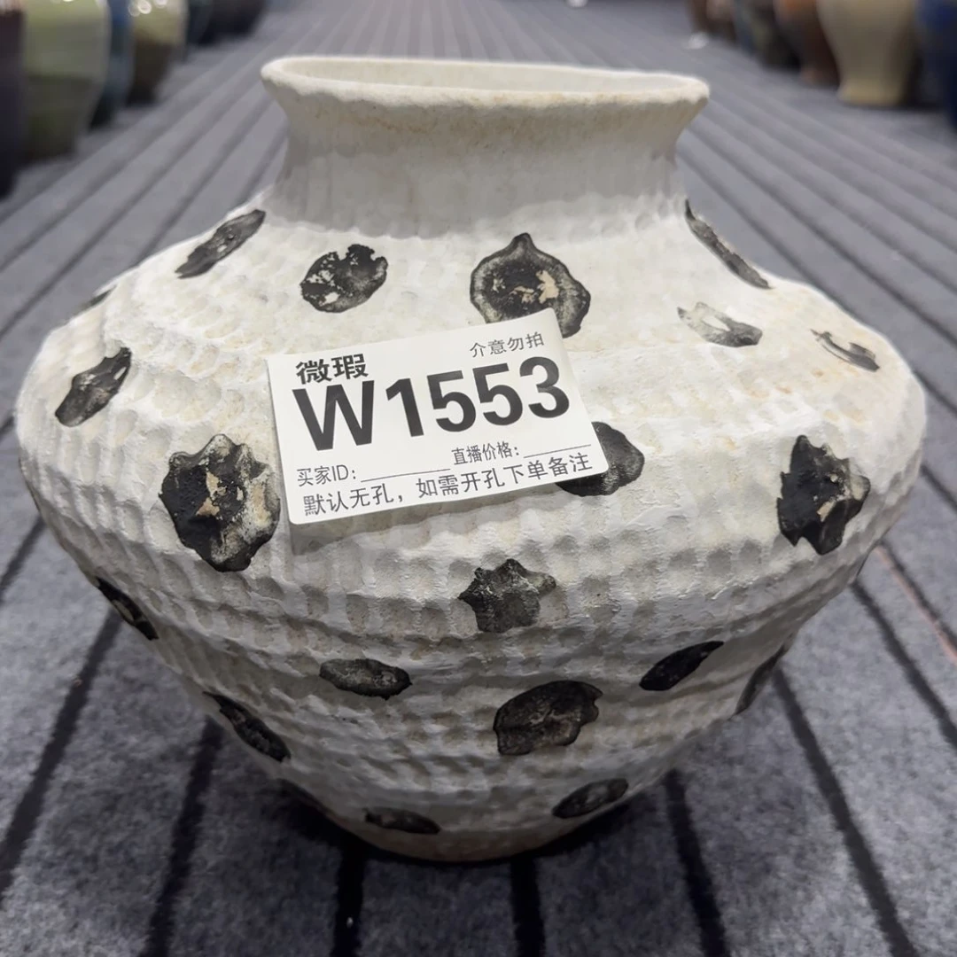 摆件M****x景德镇高温花瓶编码1553高27口11无孔