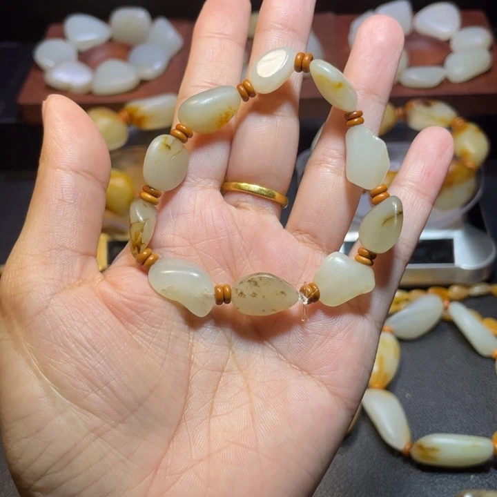 玩***兵未镶嵌手链和田玉