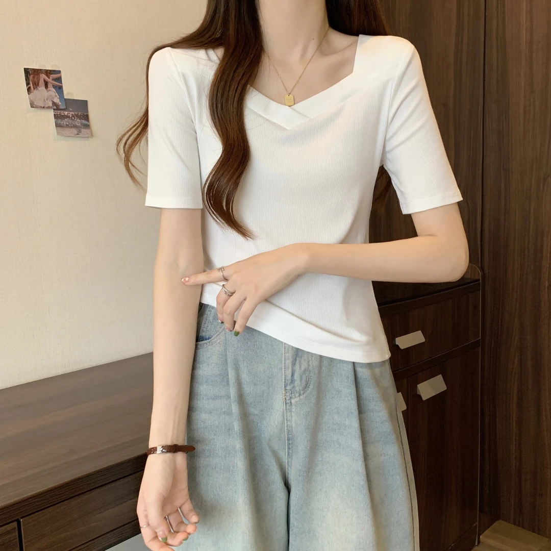 3414时尚休闲简约百搭风格不规则方领设计短袖T恤上衣5152