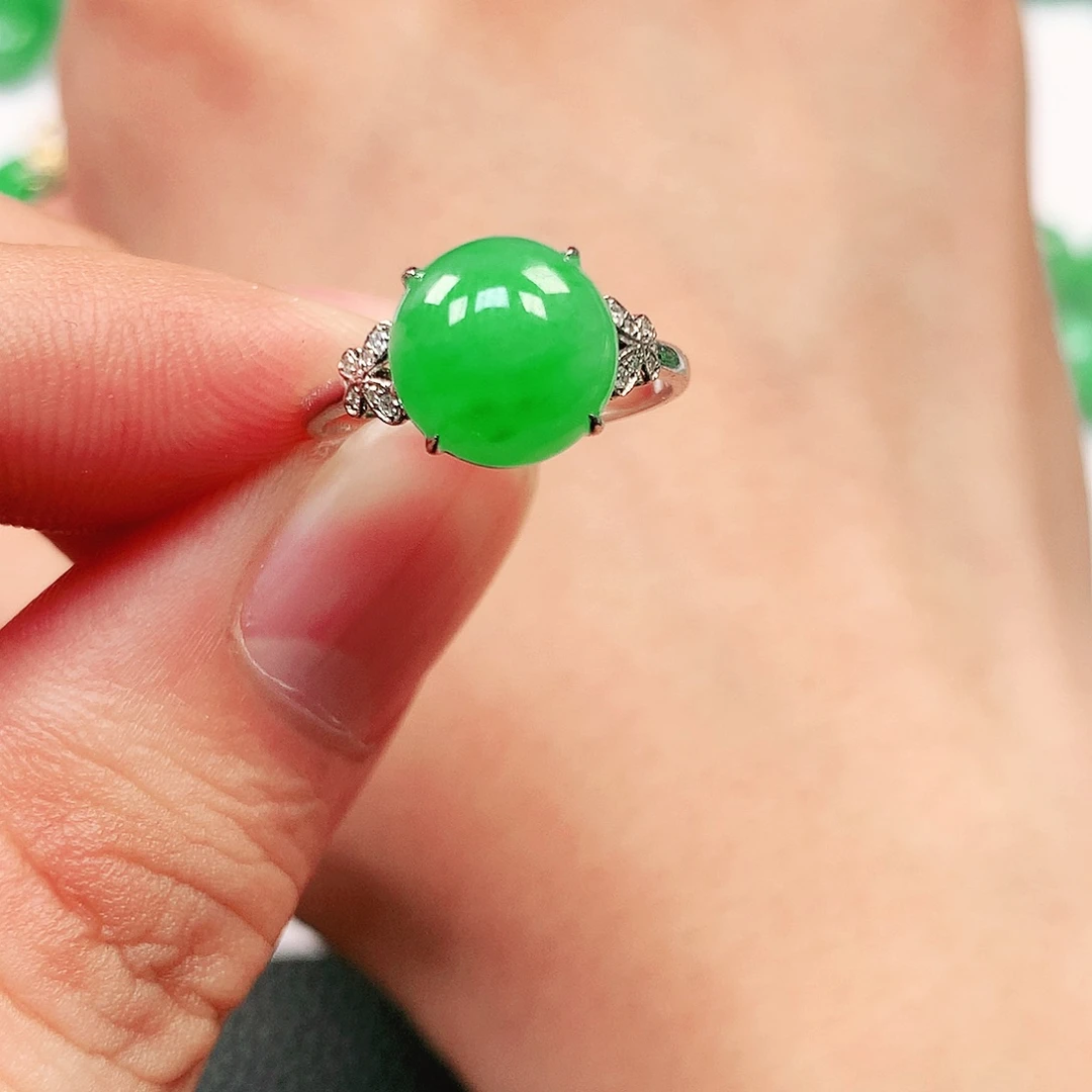 吊坠(不含链)18K金镶嵌翡翠