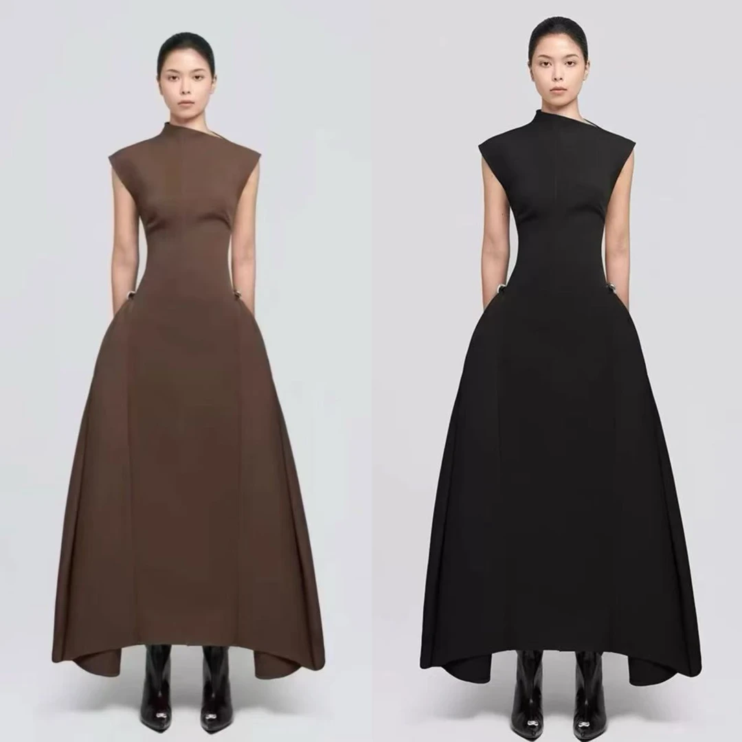 稍偏厚越南小众新款夏季无袖高端大摆连衣裙中长款消费券用券好物