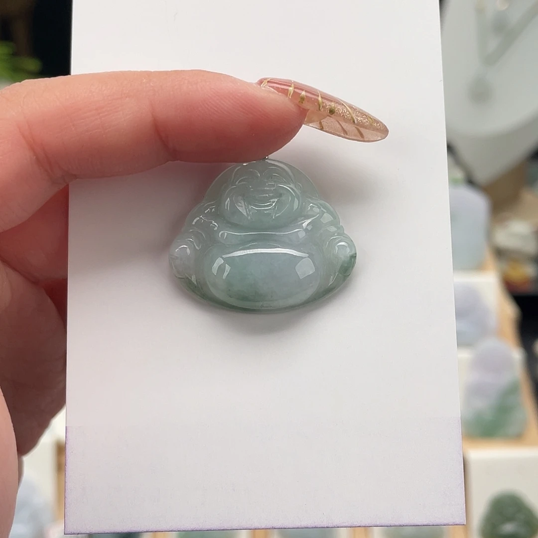 翡翠未镶嵌颈饰佛公