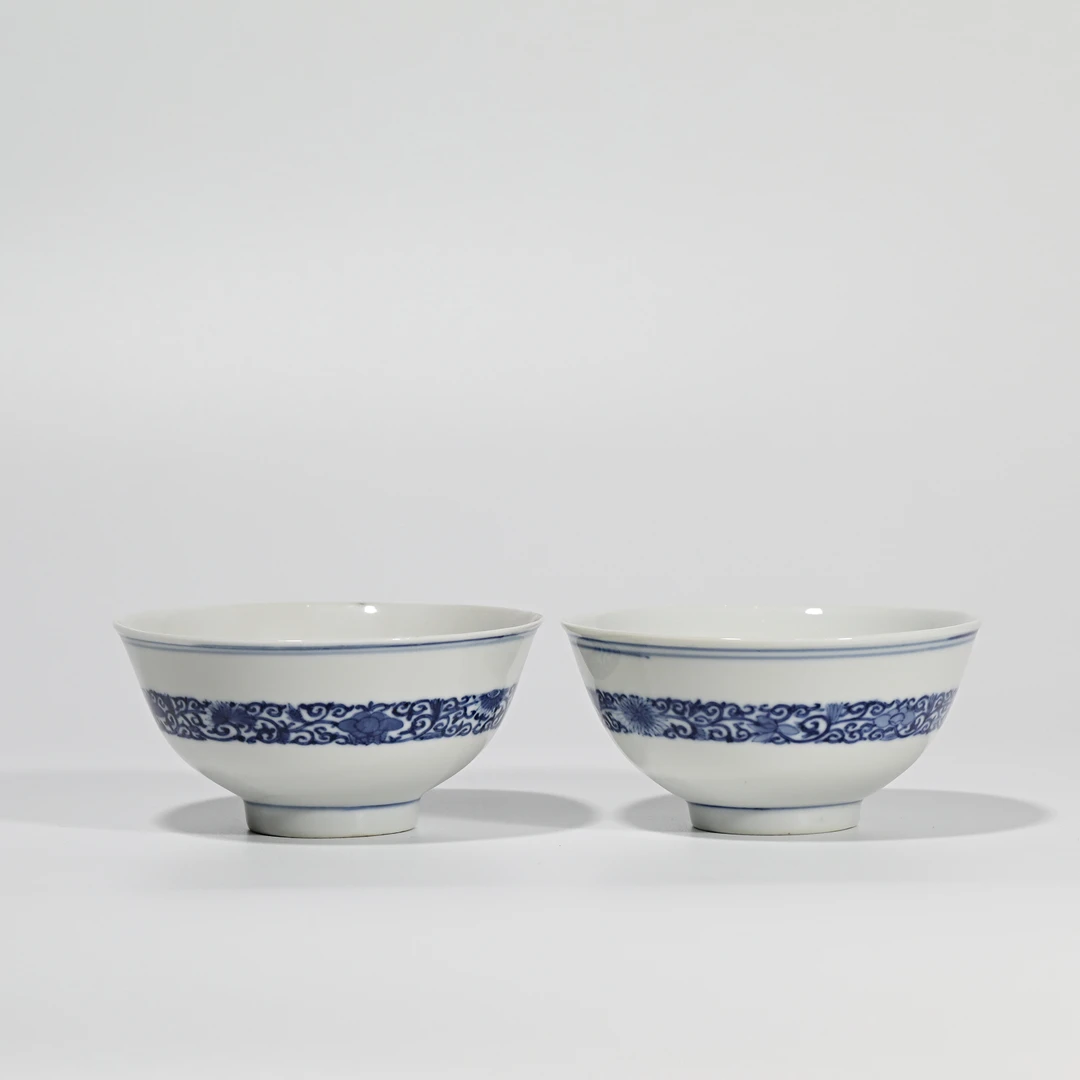 1330·清晚期-民国青花腰缠万贯碗一对