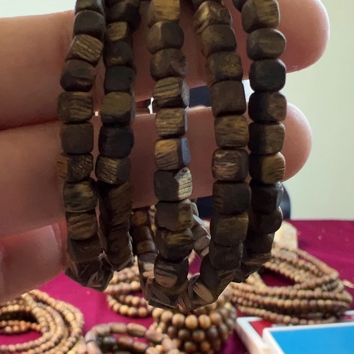 沉香手把件方糖珠拍一发二