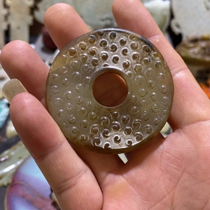摆件陶瓷艺术品等产品