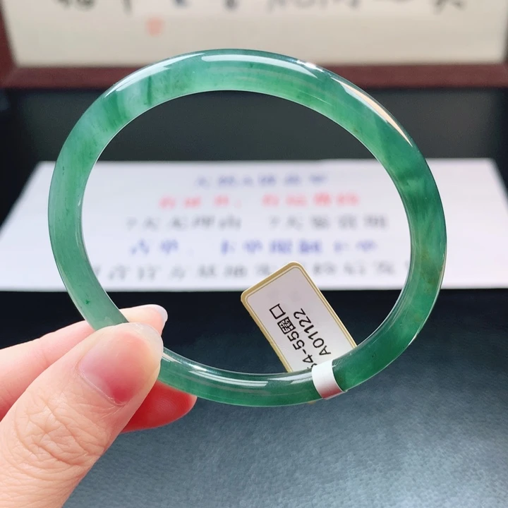 翡翠未镶嵌手镯翡翠手镯109