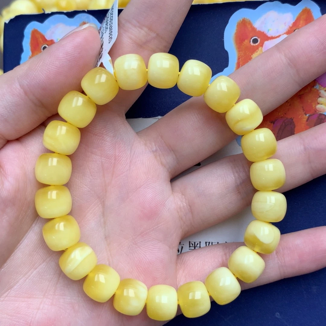 琥珀未镶嵌珠宝奇石340