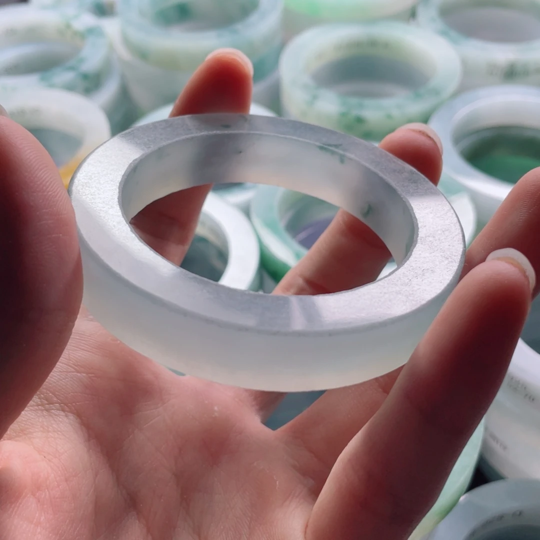 冰***李定制翡翠未镶嵌A货