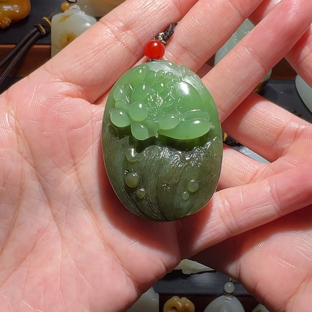 和田玉未镶嵌车挂