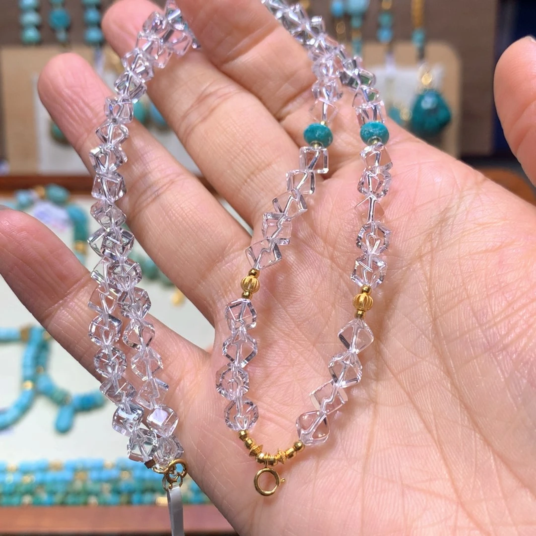 18K金镶嵌水晶项链