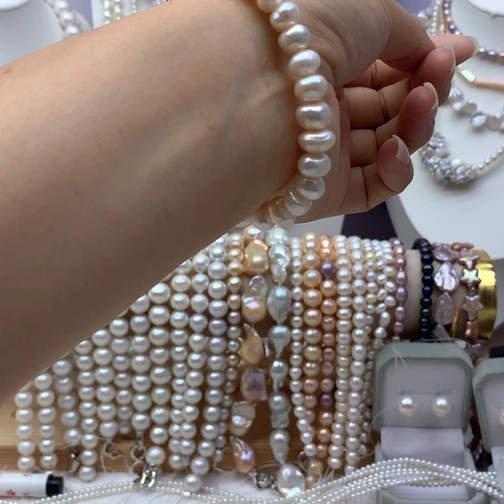 淡水珍珠合金颈饰